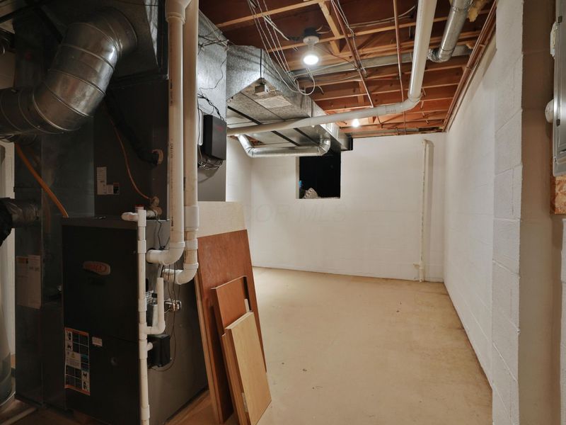 8240 Spruce Needle Court, Columbus, OH 43235 Photo 56