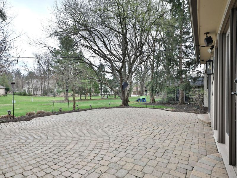 8240 Spruce Needle Court, Columbus, OH 43235 Photo 58