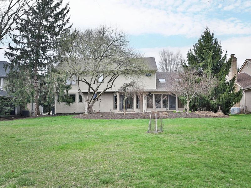 8240 Spruce Needle Court, Columbus, OH 43235 Photo 62