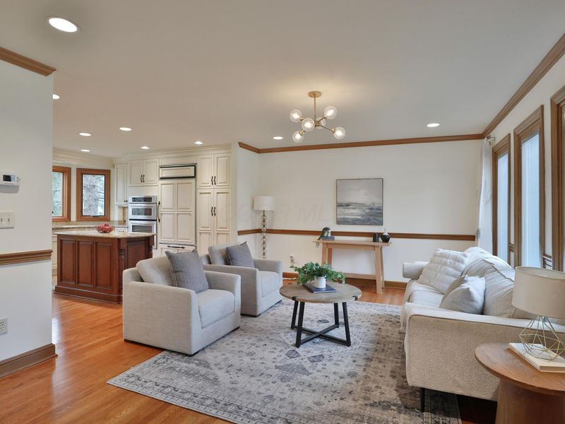 8240 Spruce Needle Court, Columbus, OH 43235 Photo 8