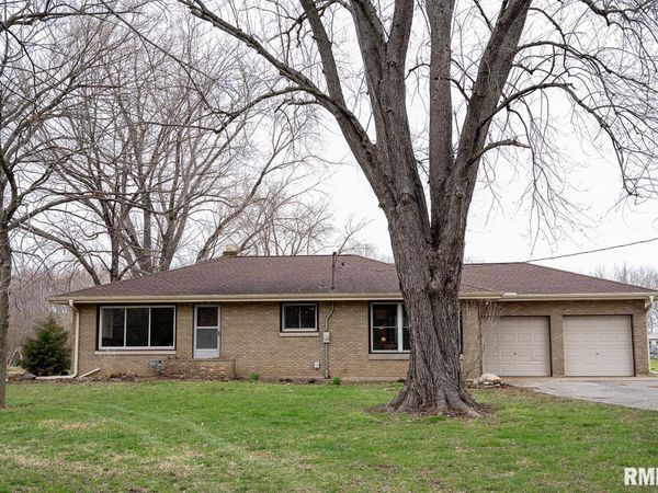 6923 W WHEELER Road, Peoria, IL 61607