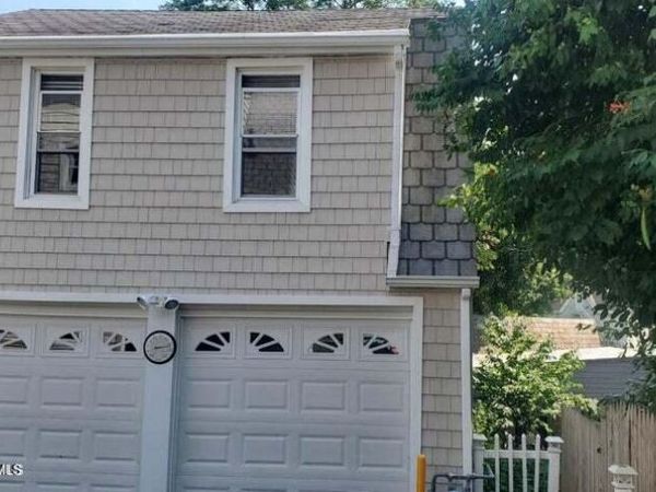 10 Hemlock Avenue, Kingston, NY 12401