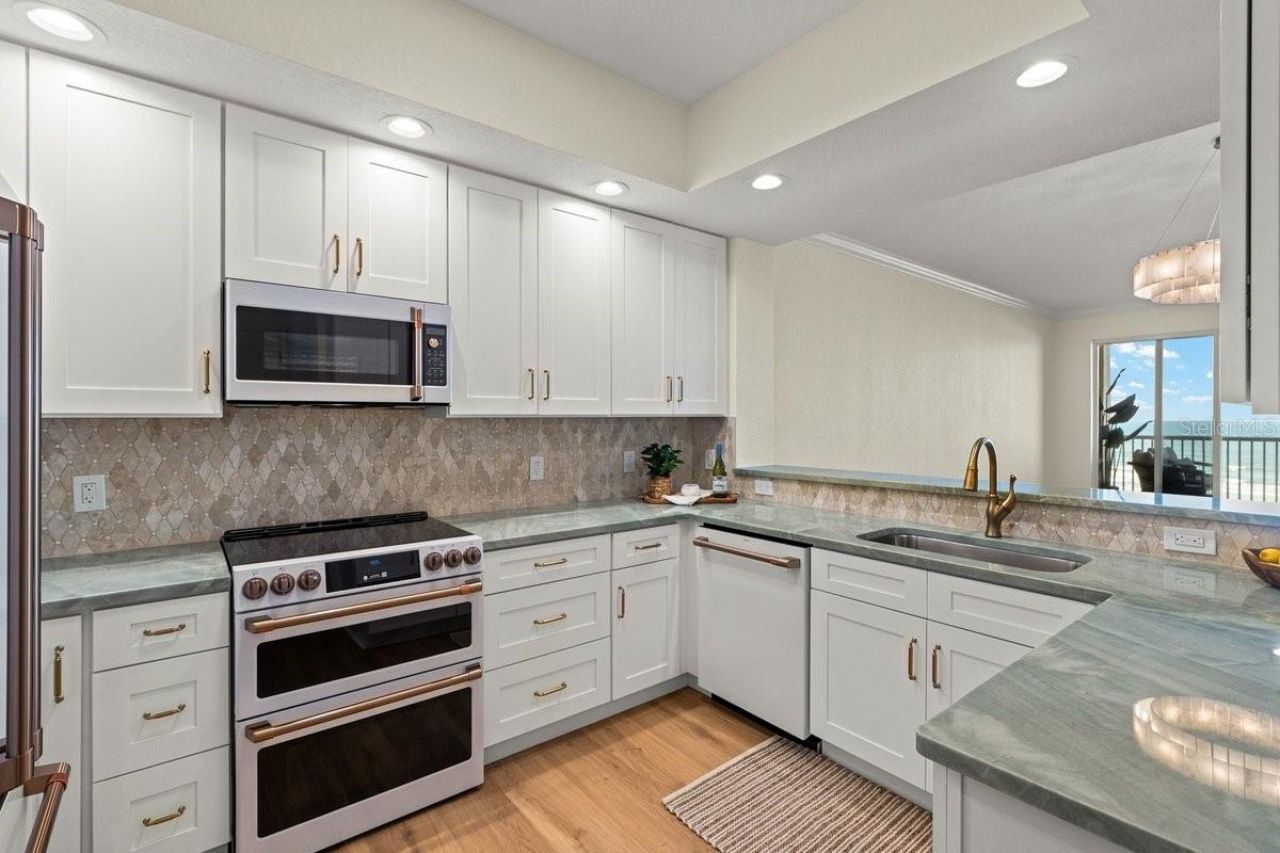 255 Minorca Beach Way, Unit 704, New Smyrna Beach, FL 32169 Photo