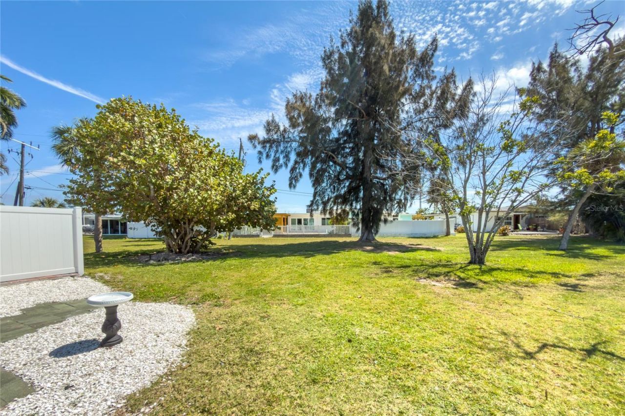 441 63rd Street , Holmes Beach, FL 34217 Photo