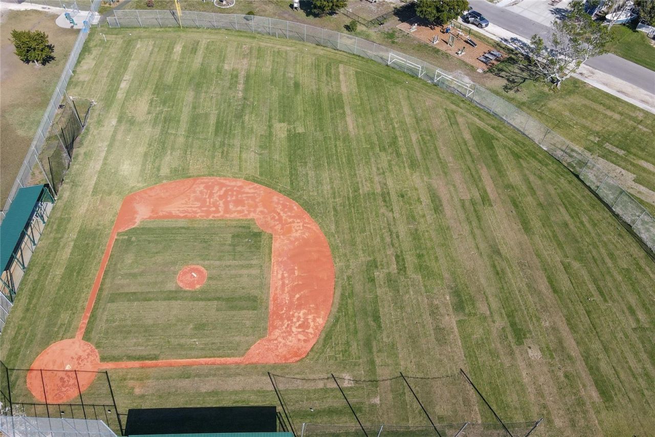 441 63rd Street , Holmes Beach, FL 34217 Photo