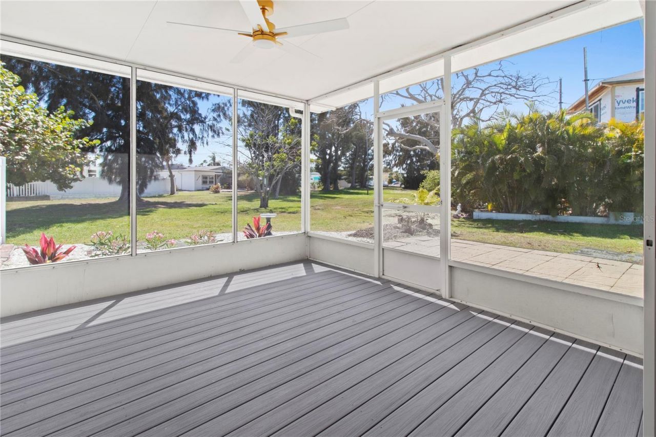 441 63rd Street , Holmes Beach, FL 34217 Photo