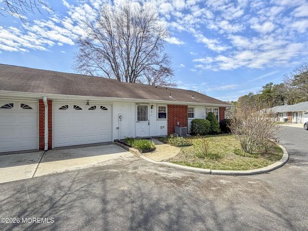 703 Plymouth Drive, Unit A, Lakewood, NJ 08701