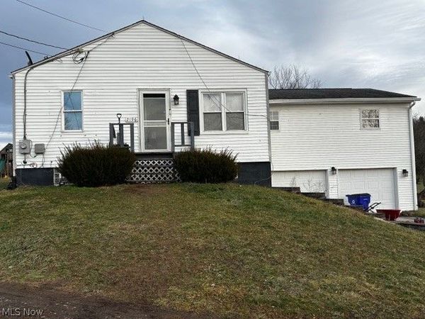 2196 Congress Lake Road, Mogadore, OH 44260