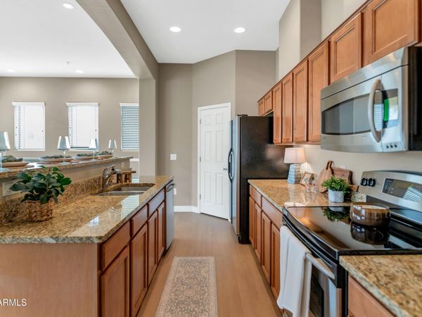 42424 N GAVILAN PEAK Parkway, Unit 9206, Anthem, AZ 85086