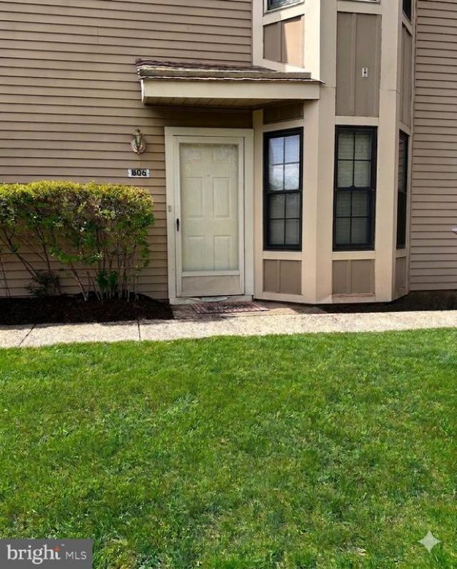 806 BARRY COURT, SOUTHAMPTON, PA 18966