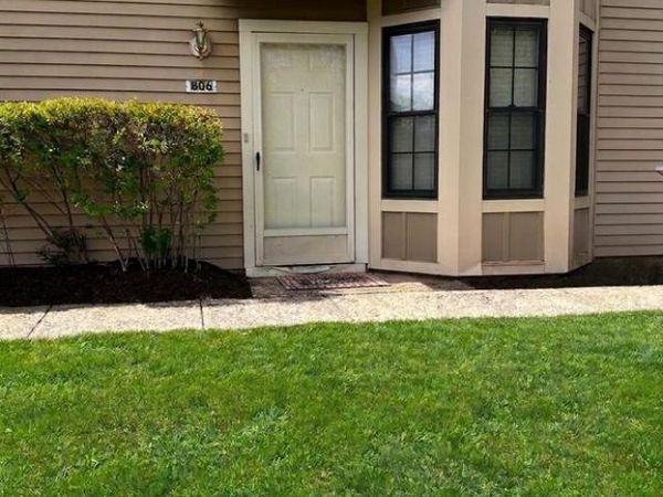 806 BARRY COURT, SOUTHAMPTON, PA 18966