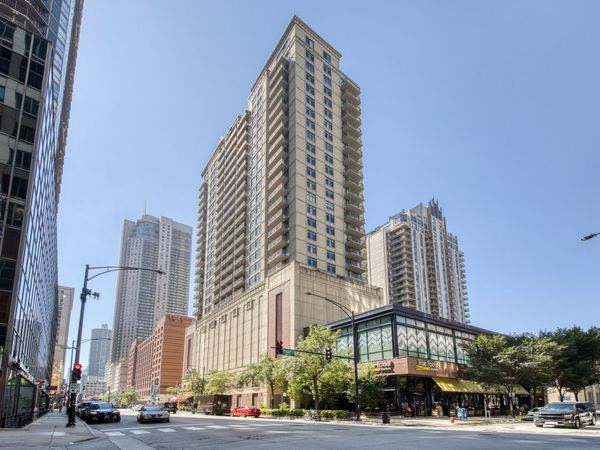 630 N State Street, Unit 2601, Chicago, IL 60654