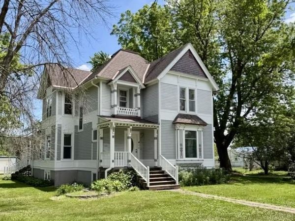 411 2nd Street, Lyle, MN 55953