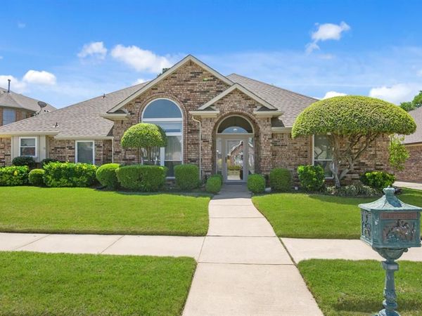 2509 Fox Glenn Circle, Bedford, TX 76021