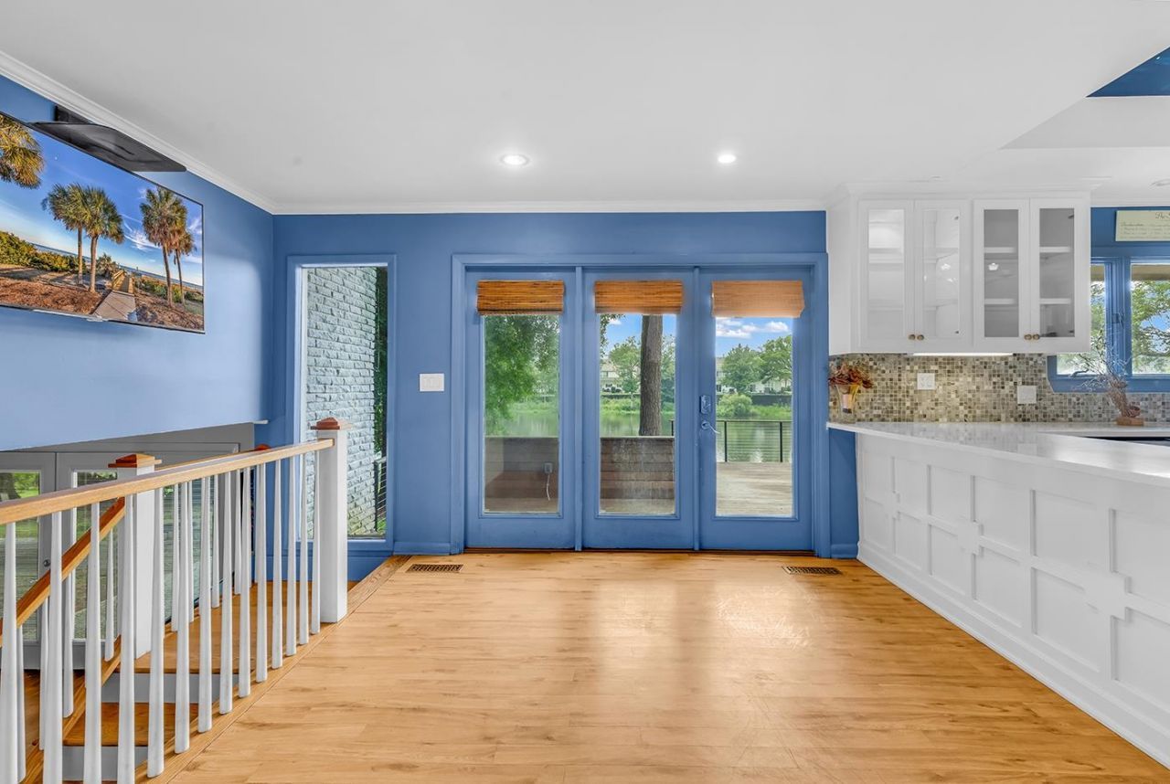 115 Green Lake Dr.  Photo 10