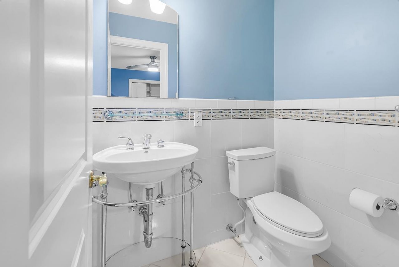 115 Green Lake Dr.  Photo 27