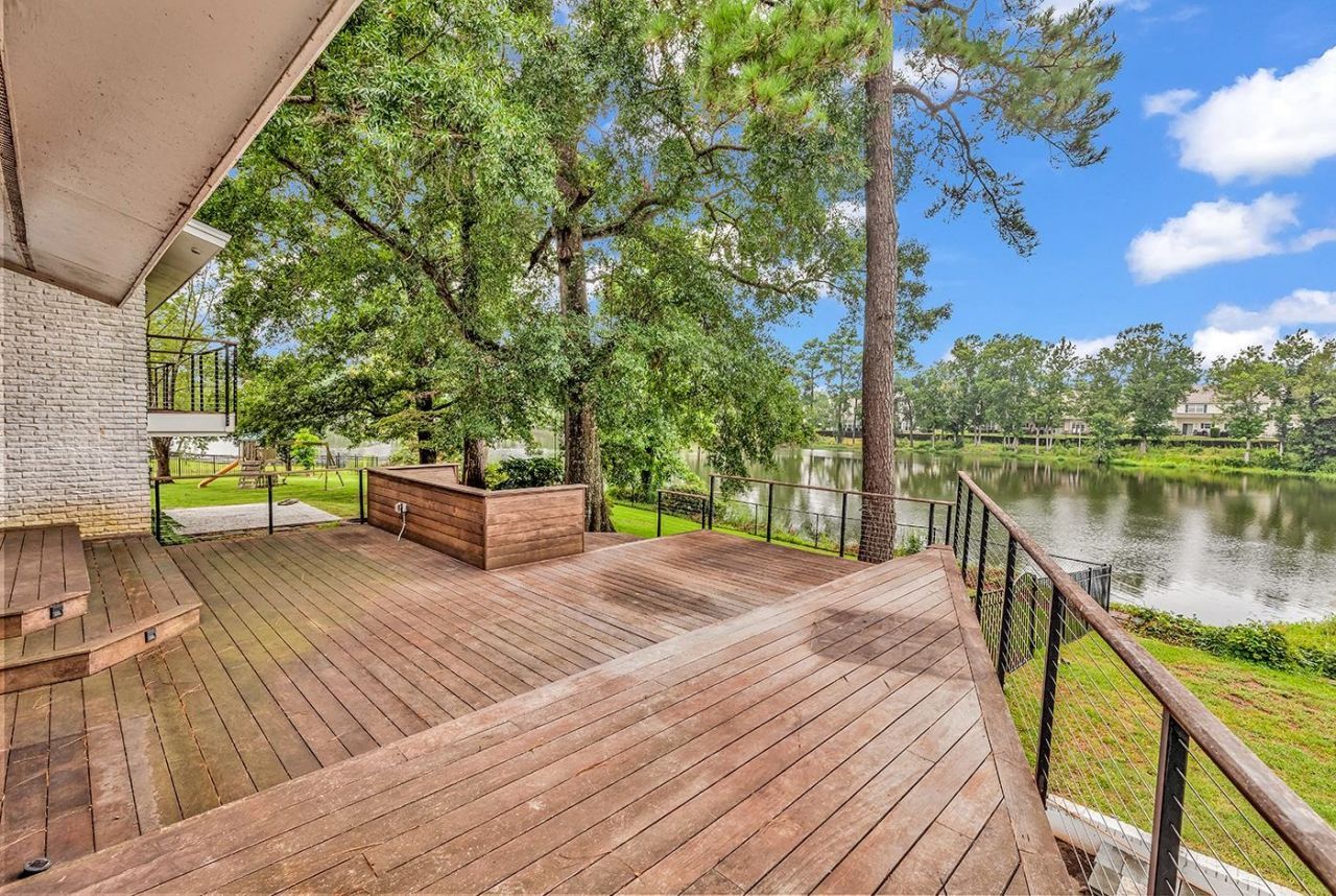 115 Green Lake Dr.  Photo 29