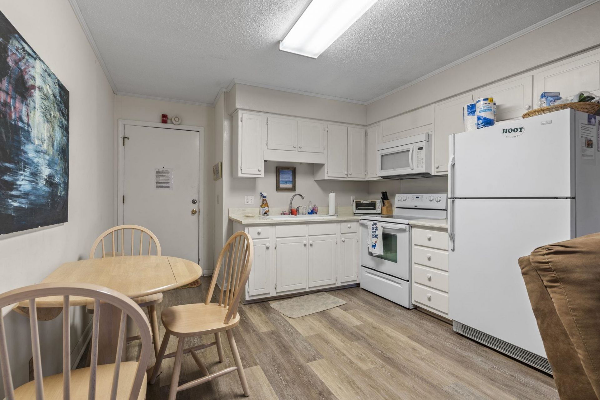 401 Hillside Dr. N Photo 10