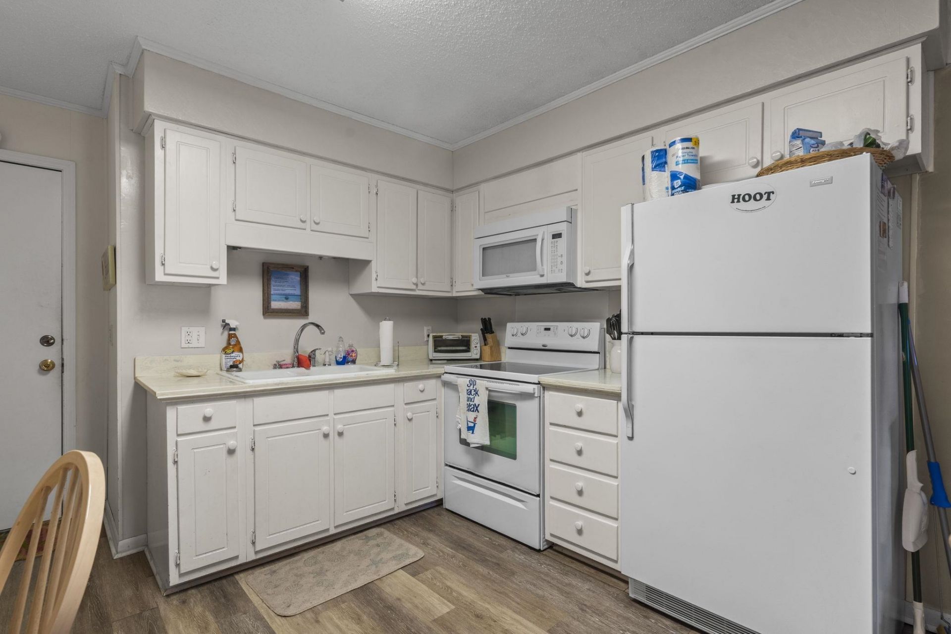 401 Hillside Dr. N Photo 5