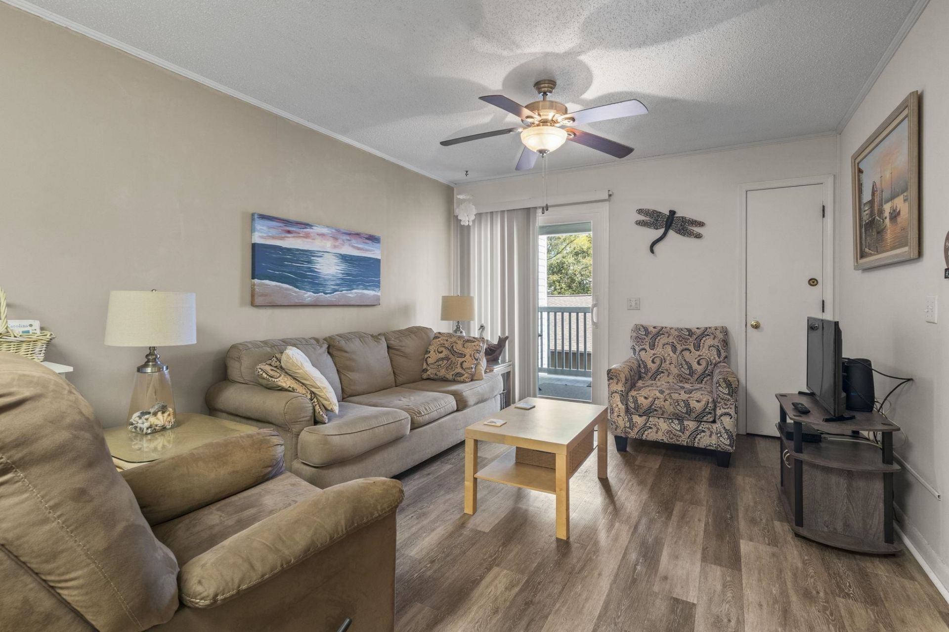 401 Hillside Dr. N Photo 8