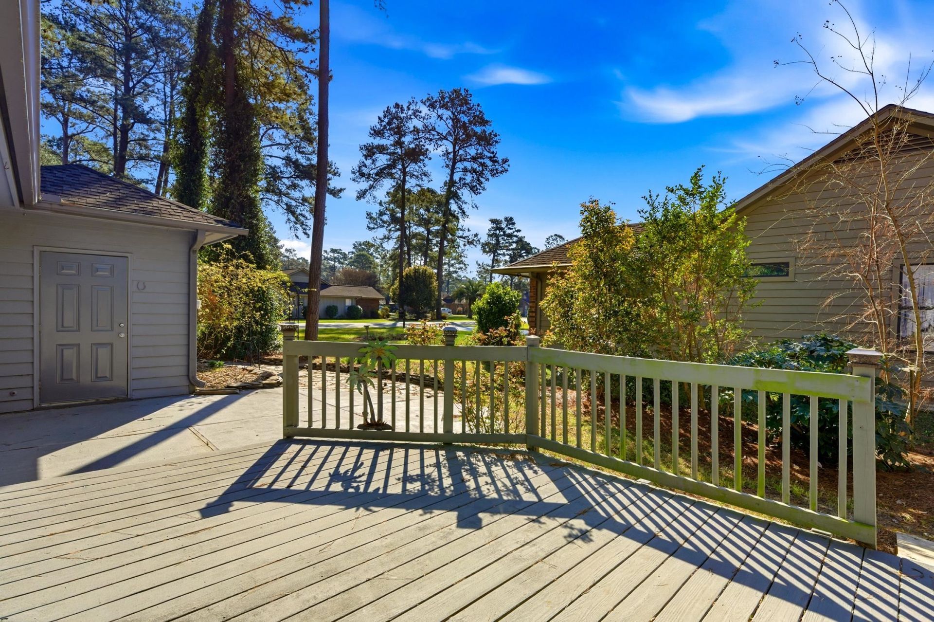 100 Laurelwood Ln. Photo 31