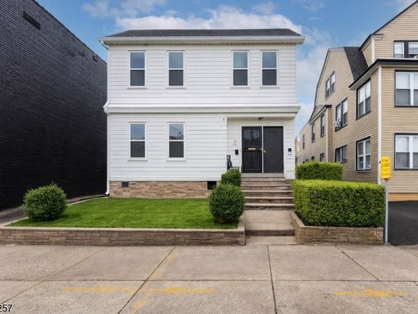 135 Tremont Ave, East Orange, NJ 07018