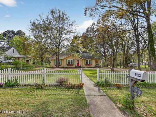 9313 Pigeon Roost Road, Olive Branch, MS 38654