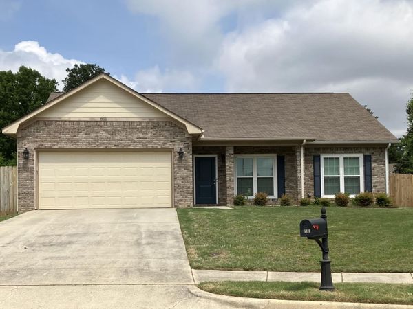 811 Halstead Court SE, Huntsville, AL 35803