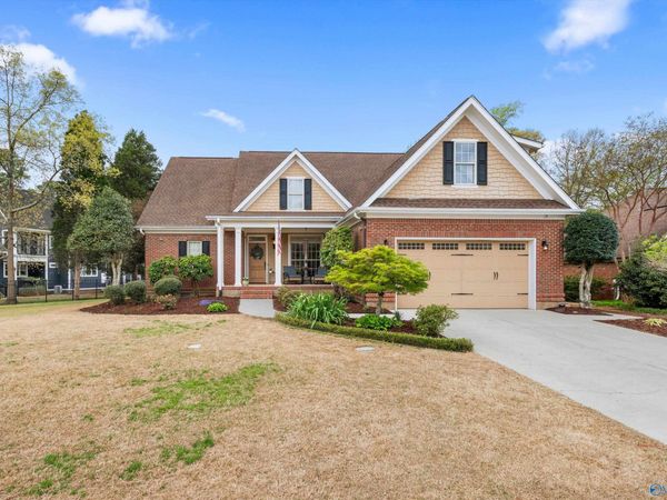 142 Oak Brook Circle, Madison, AL 35758