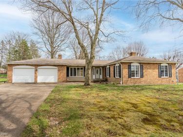 210 Cypress Avenue, Louisville, OH 44641