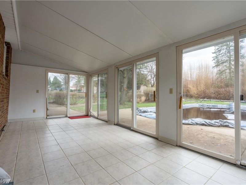 210 Cypress Avenue, Louisville, OH 44641 Photo 18