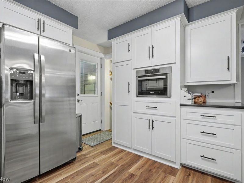 701 Edgewood Street SE, North Canton, OH 44720 Photo 13