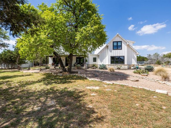 933 Beauchamp RD, Dripping Springs, TX 78620