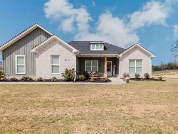 9250 Gunter Loop, Benton, AR 72019