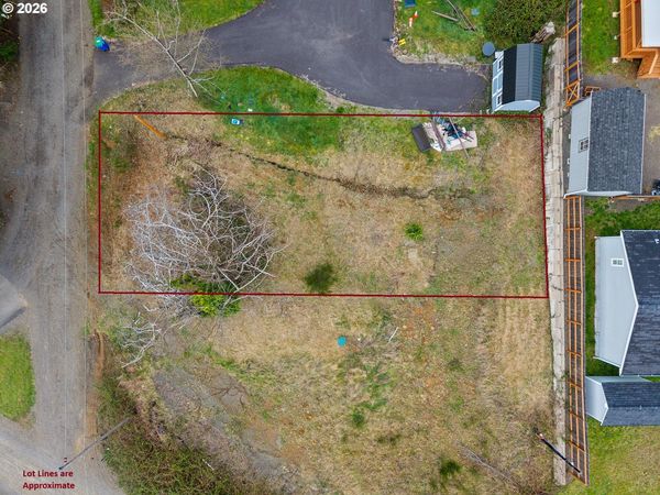 421 N Vista TER, Otis, OR 97368