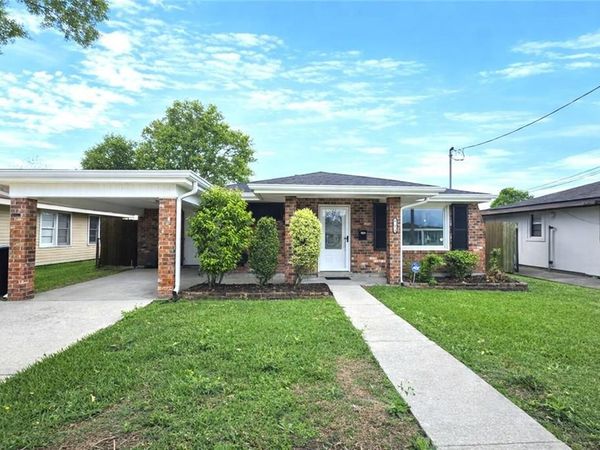 113 VISTA Drive, Belle Chasse, LA 70037