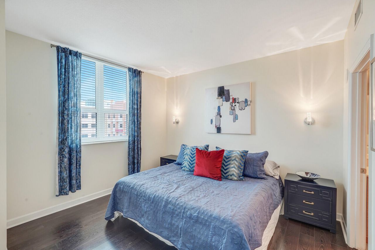 480 Hibiscus Street, Unit 803, West Palm Beach, FL 33401 Photo