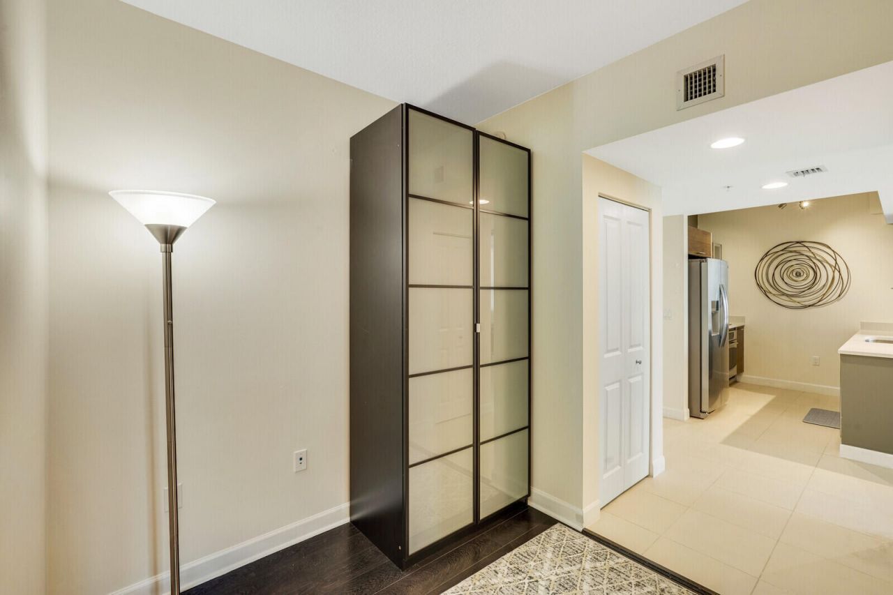 480 Hibiscus Street, Unit 803, West Palm Beach, FL 33401 Photo