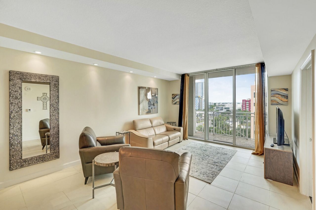 480 Hibiscus Street, Unit 803, West Palm Beach, FL 33401 Photo