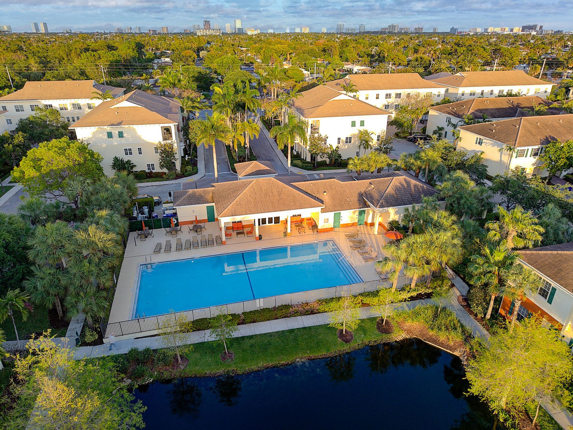 704 SW 2nd Way, Pompano Beach, FL 33060 Photo