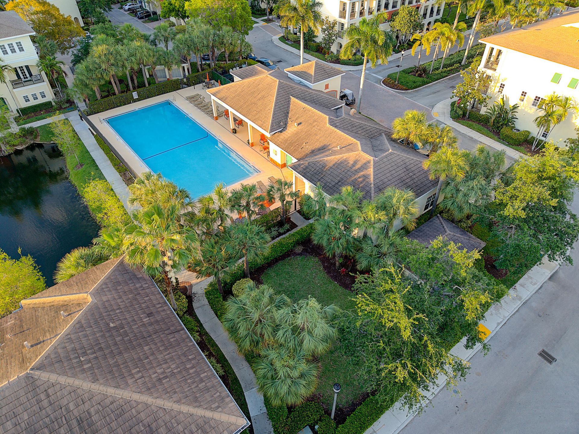 704 SW 2nd Way, Pompano Beach, FL 33060 Photo