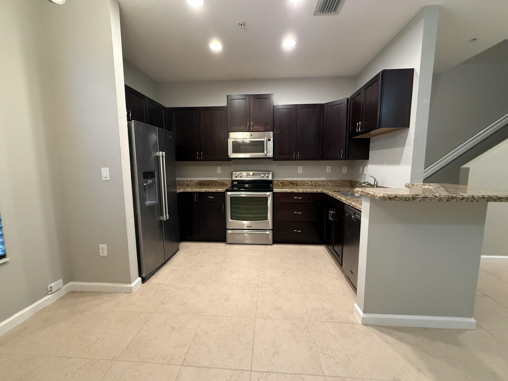 704 SW 2nd Way, Pompano Beach, FL 33060 Photo