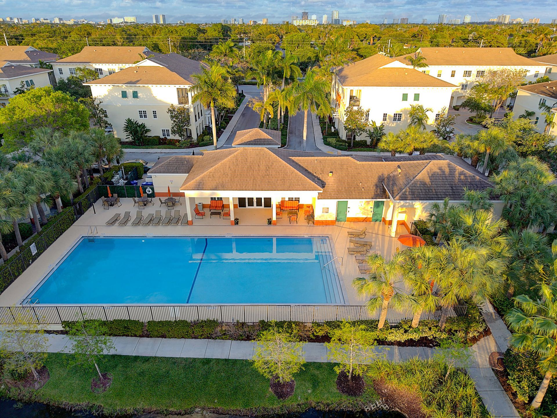 704 SW 2nd Way, Pompano Beach, FL 33060 Photo