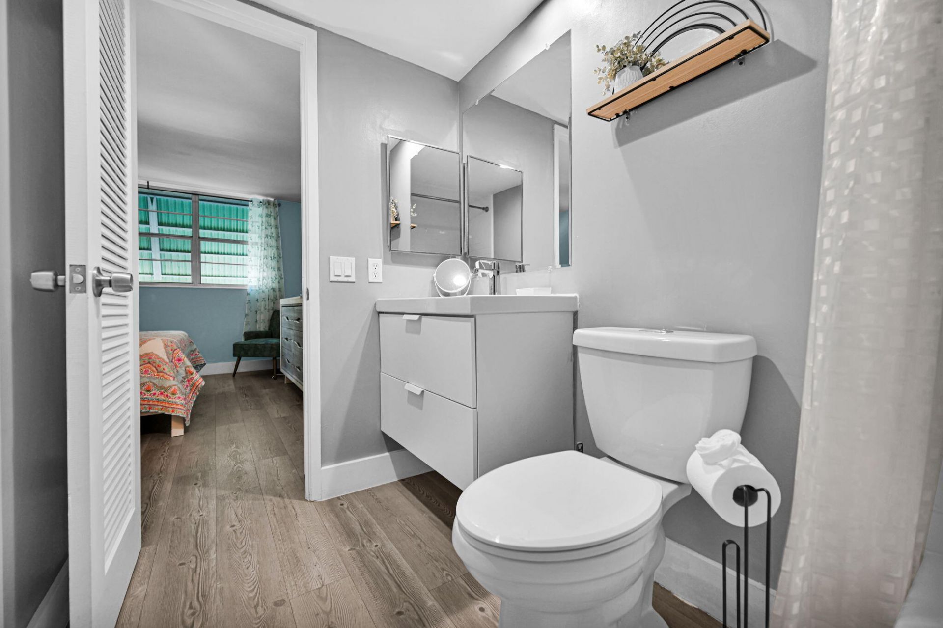 400 SE 10th Street, Unit 303, Deerfield Beach, FL 33441 Photo