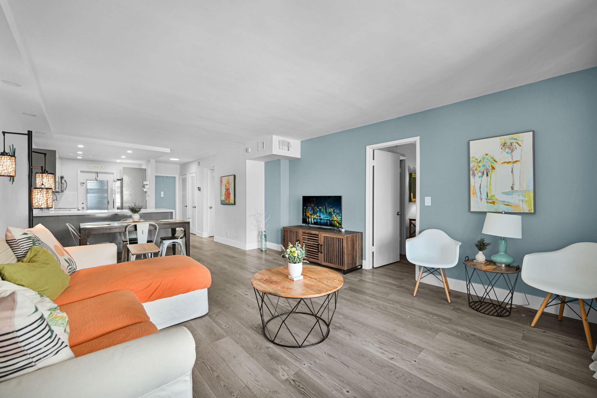 400 SE 10th Street, Unit 303, Deerfield Beach, FL 33441 Photo