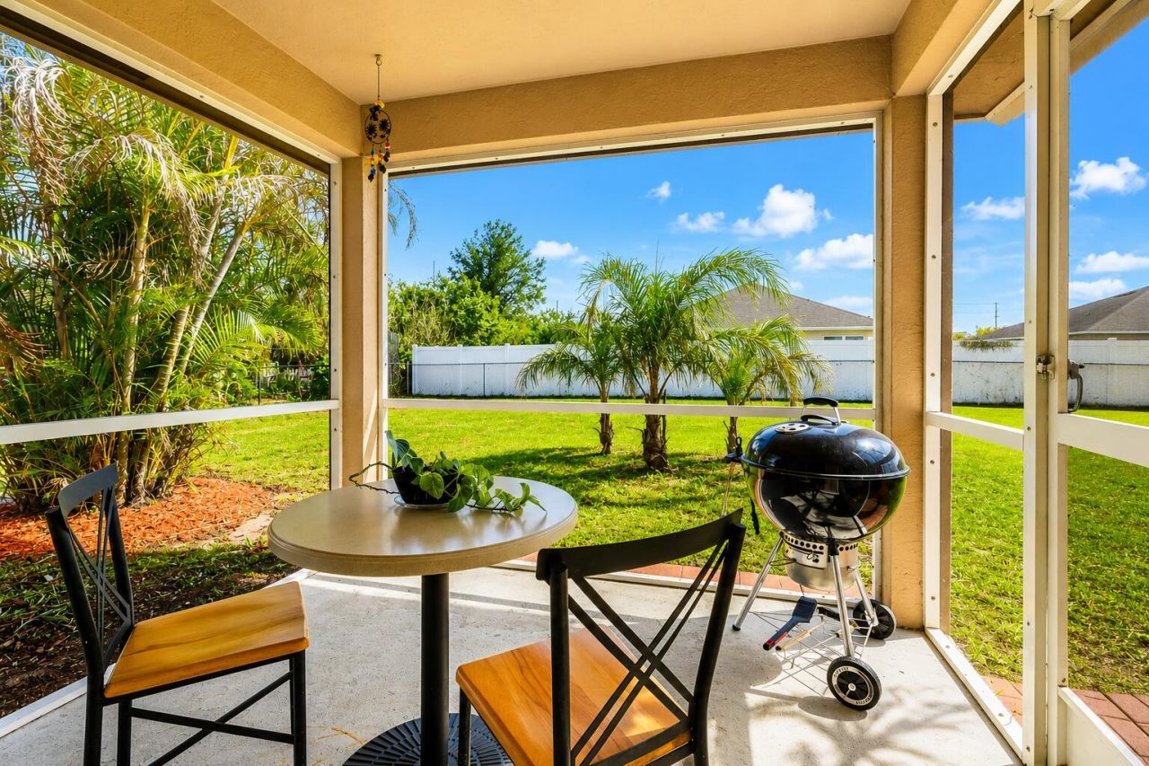 400 SW Ridgecrest Drive, Port Saint Lucie, FL 34953 Photo