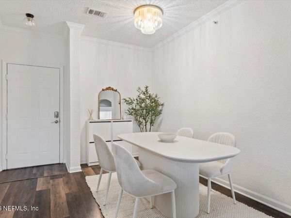 8539 GATE Parkway W, Unit 9404, Jacksonville, FL 32216