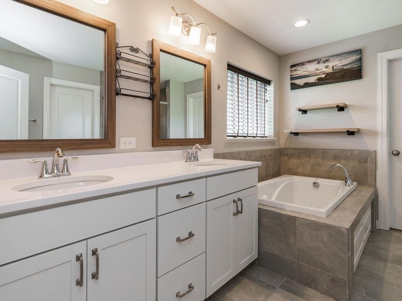 7365 Willowbrush Drive , Plain City, OH 43064 Photo 23