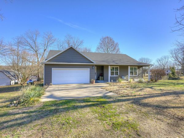 450 Elmwood Lane , Noel, MO 64854