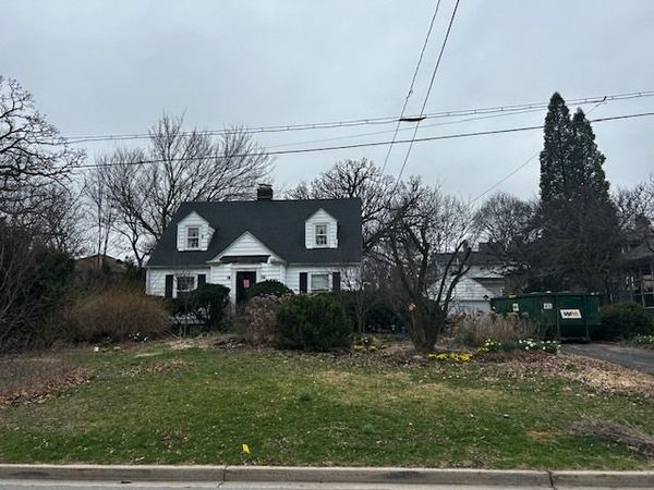 531 Maple Street , Glen Ellyn, IL 60137